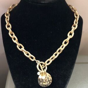 Elegant Gold Chain Necklace